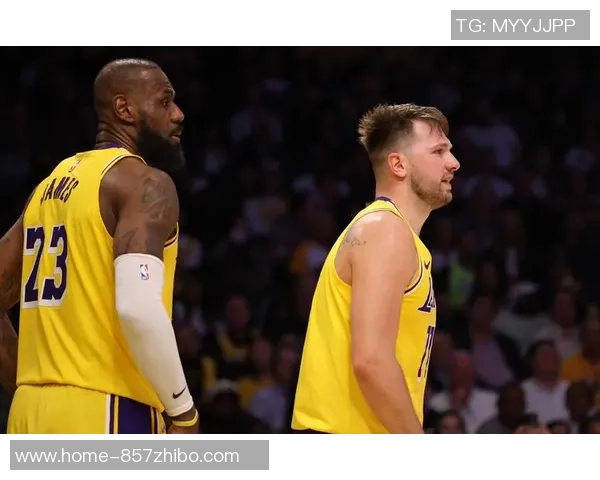 今日NBA焦点战勇士对决湖人谁能在季后赛中抢占先机